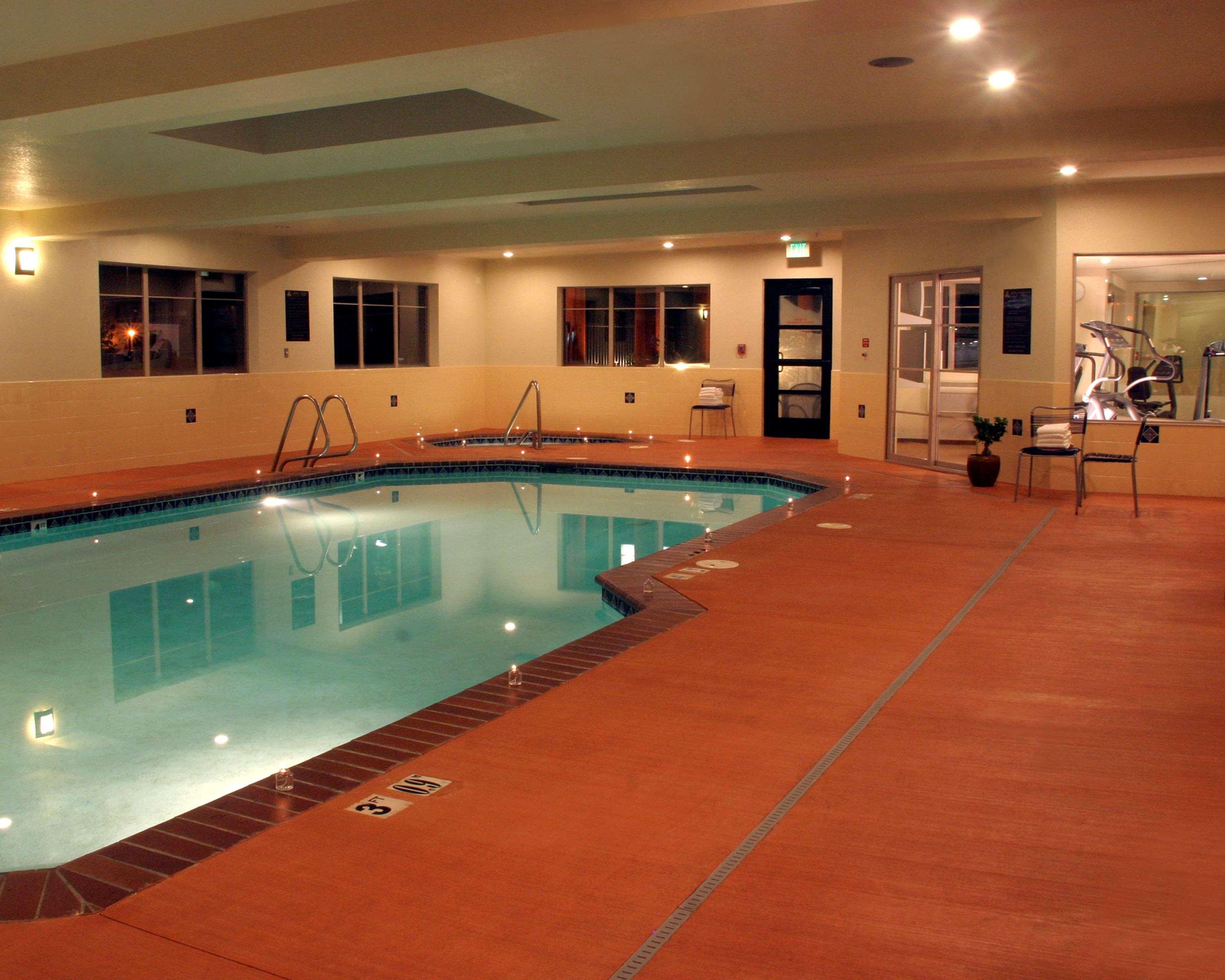 Best Western Snowcap Lodge Cle Elum Exterior photo